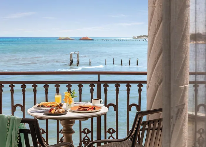 Wyndham Alltra Adults Only Playa del Carmen