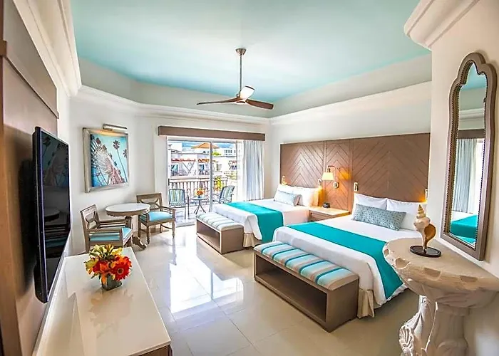 Resort Wyndham Alltra Adults Only Playa del Carmen