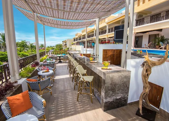 Resort Wyndham Alltra Adults Only Playa del Carmen